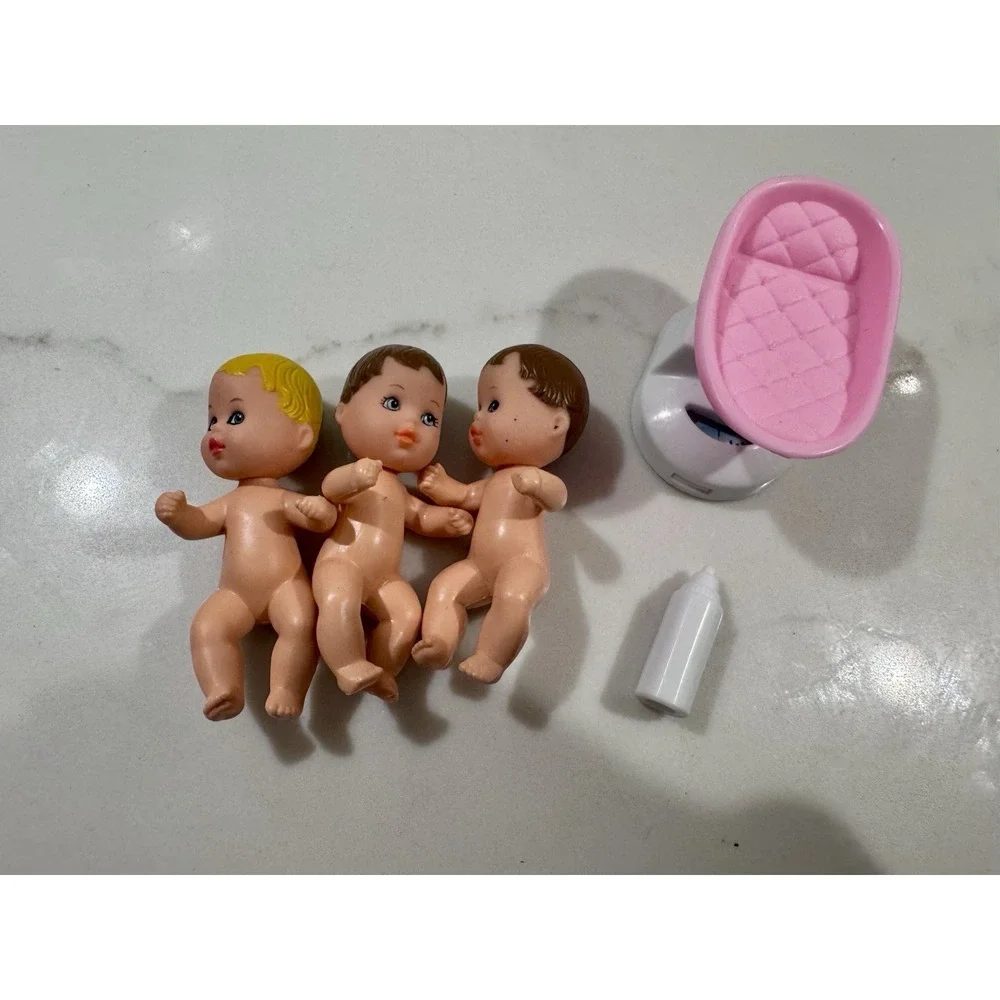 Barbie Krissy Dollhouse Vintage Lot Of 3 Babies 1973 1985 Accessories